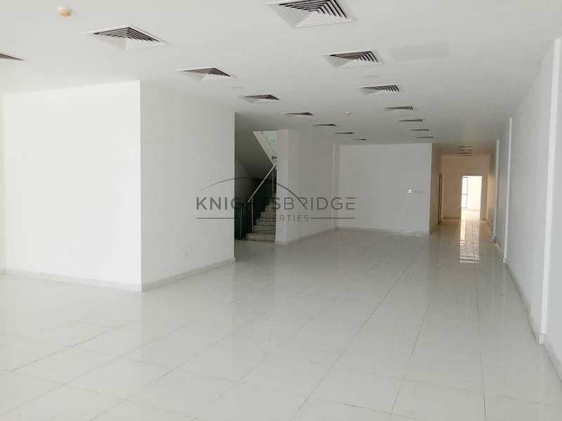 19 Al Wasl Road: Spacious Commercial Villa Dubai