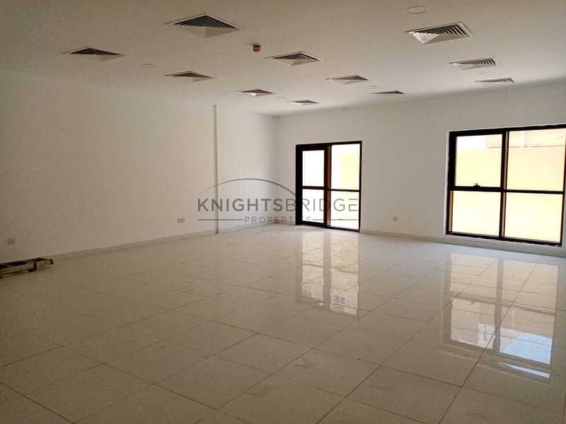 20 Al Wasl Road: Spacious Commercial Villa Dubai