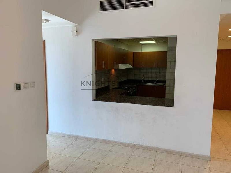 4 Vacant:  2 BR| Only 575k | SkyCourts Dubai