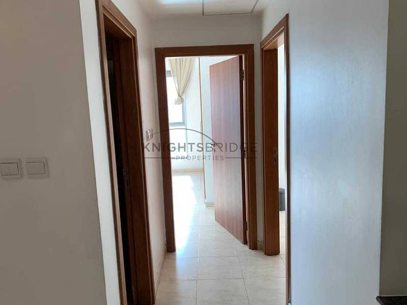 6 Vacant:  2 BR| Only 575k | SkyCourts Dubai