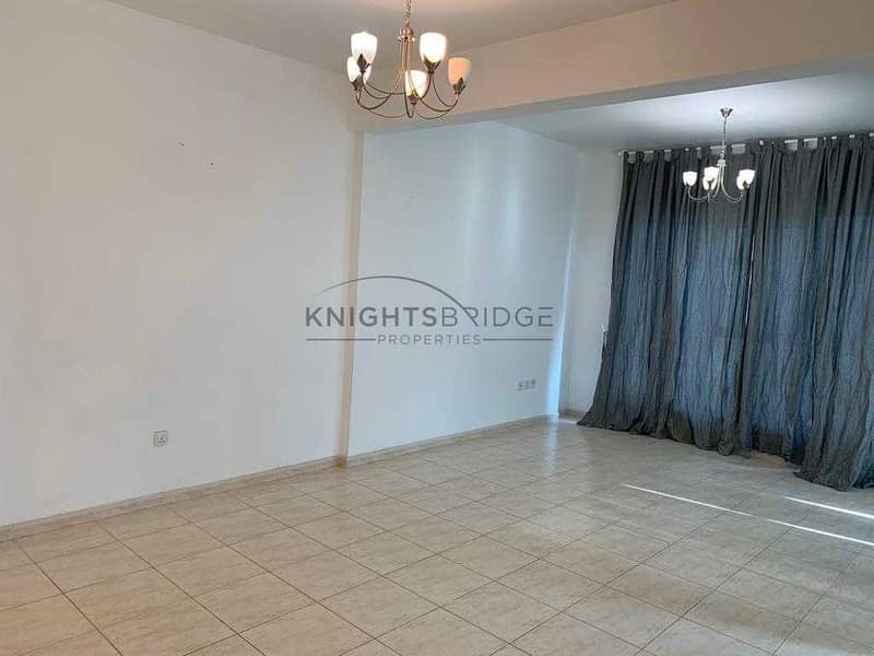 19 Vacant:  2 BR| Only 575k | SkyCourts Dubai