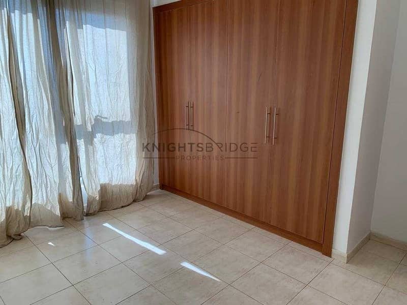 23 Vacant:  2 BR| Only 575k | SkyCourts Dubai