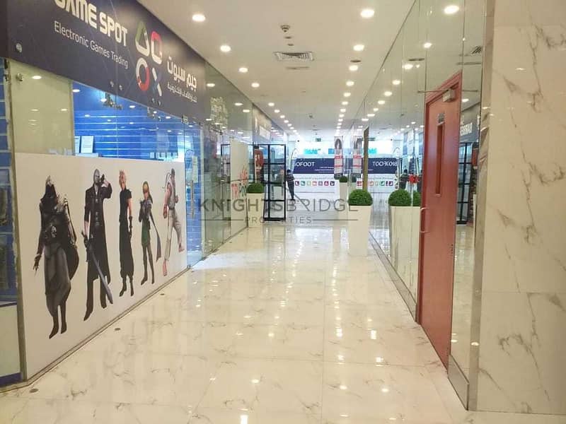 8 Retail shop: 2 Months free only 60k  Al Barsha 1