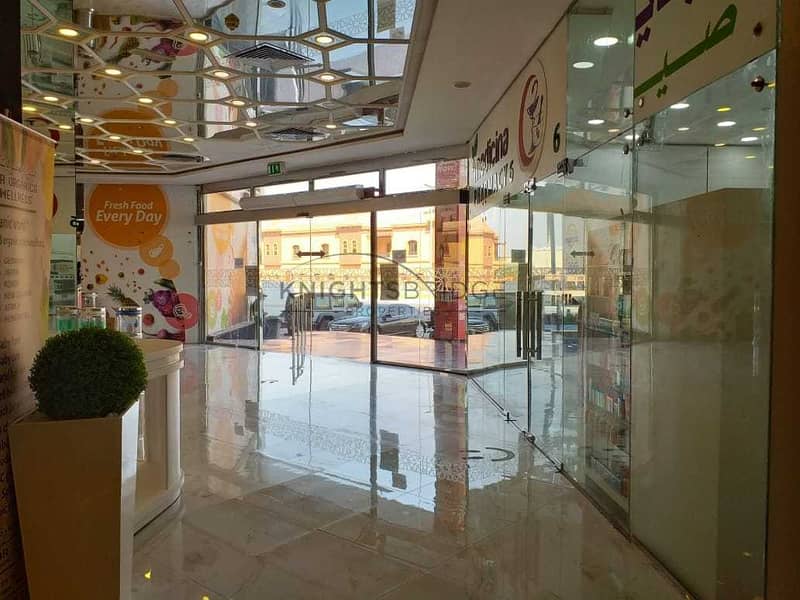 16 Retail shop: 2 Months free only 60k  Al Barsha 1