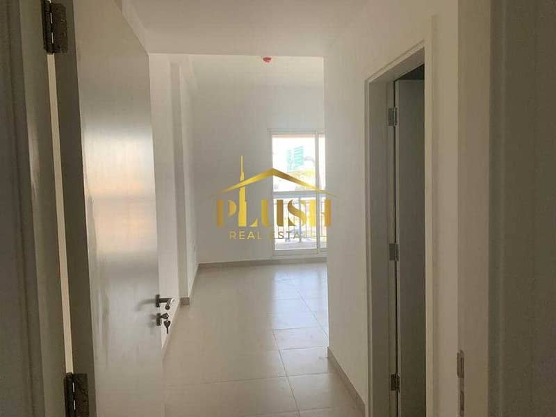 2 Brand New- Never stayed 1 Bed apartment at the heart of Dubai