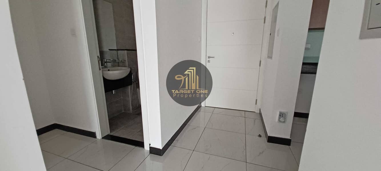 3 HURRY! HURRY!! |COZY 1BHK| UPSCALE| TERRACE| POOL VIEW| BEHIND CIRCLE MALL