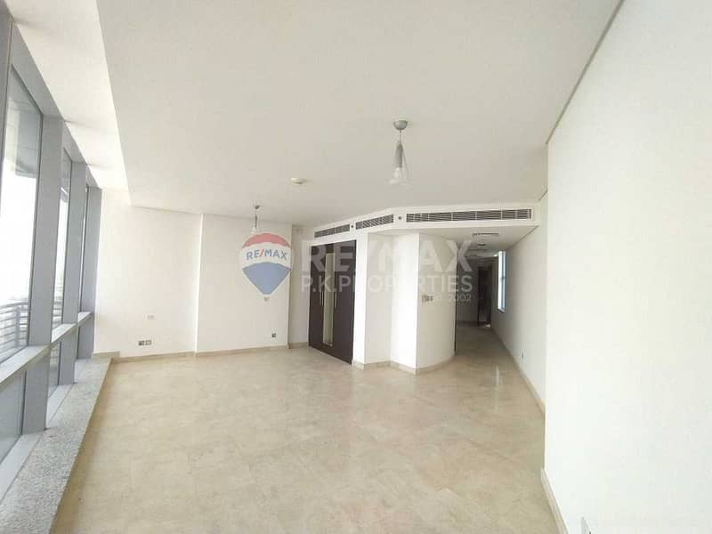 Spacious Studio |  Ready to Move IN | HUGE Balcony