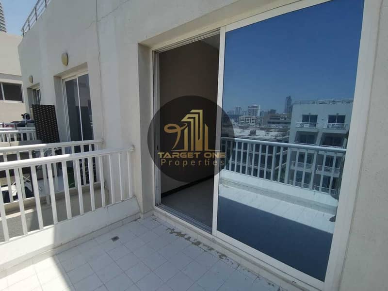 9 For Rent| Chiller free | Best Floor | Pool View | HOT DEAL