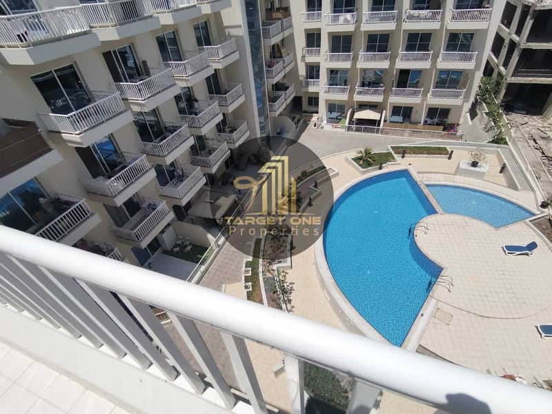 16 For Rent| Chiller free | Best Floor | Pool View | HOT DEAL