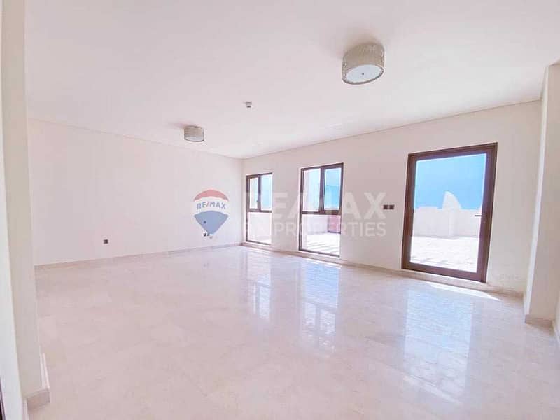 4 Amazing 6 Beds Penthouse at Balqis |Panoramic View