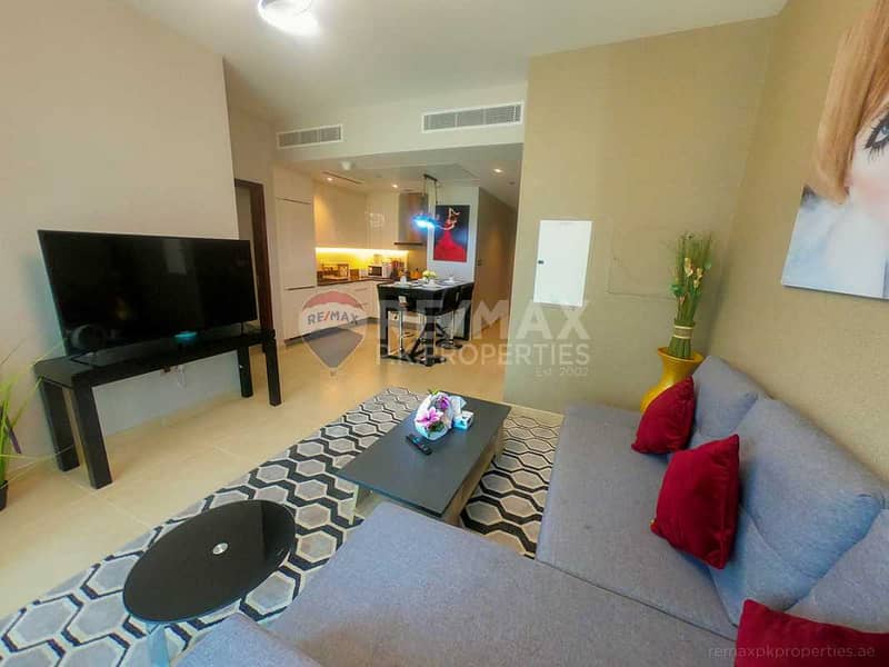 4 High floor fully furnished apartment | 2 Cheques