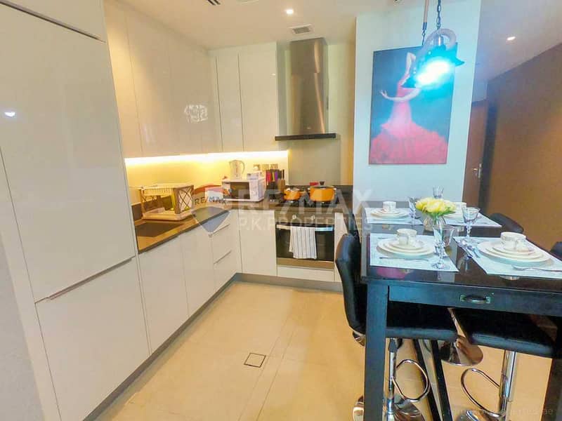 7 High floor fully furnished apartment | 2 Cheques