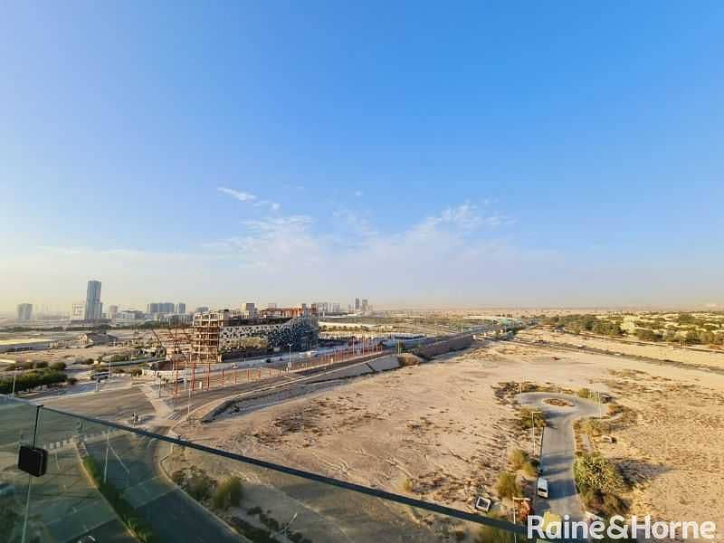 14 Upgraded with Extended Living| Dubai Skyline View