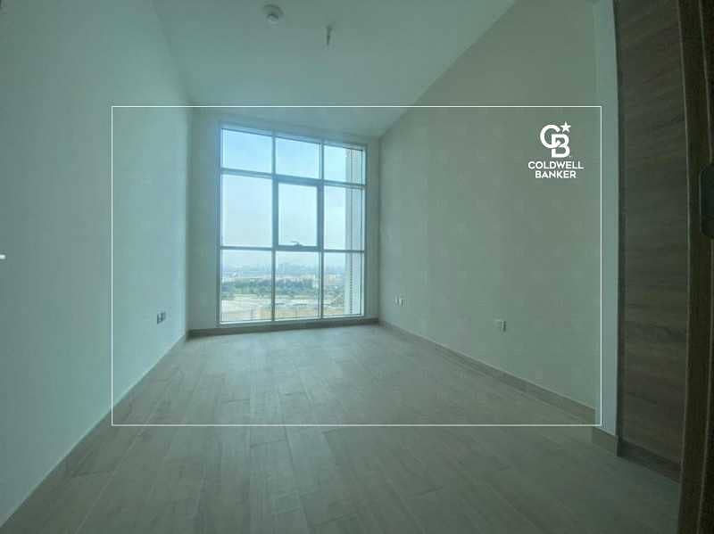 6 LUXURIOUS -  MODERN 1 BED FLAT - SEA / COMM  VIEW!