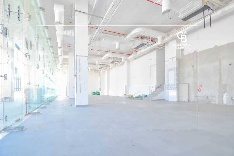 9 Full Canal View | Semi Fitted Shop | Stunning View