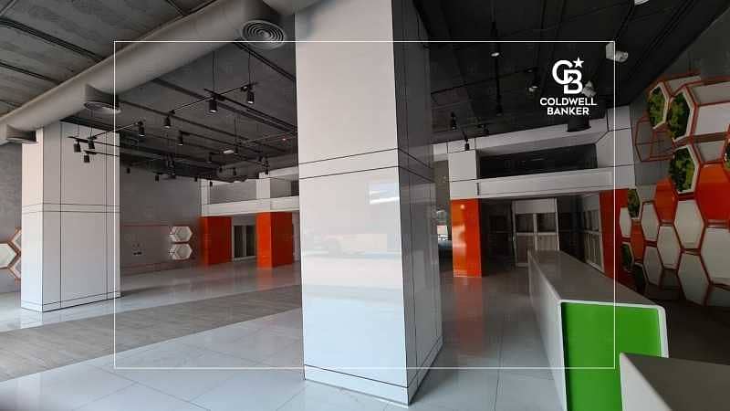 6 Fitted Showroom on Sheikh Zayed Road| | Near Metro