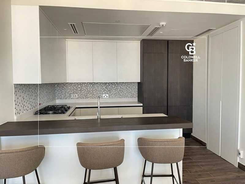 2 3 bedroom apartment in Jumeirah Living Marina Gate