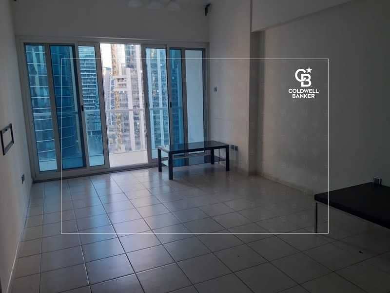 6 Full lake View | High Floor | Clos to Metro