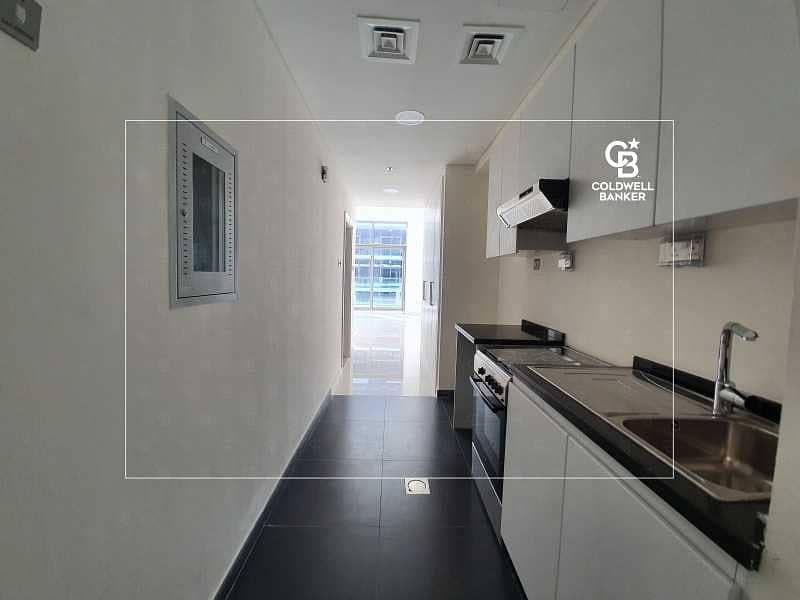5 Well Maintained Studio With Balcony Mid Floor