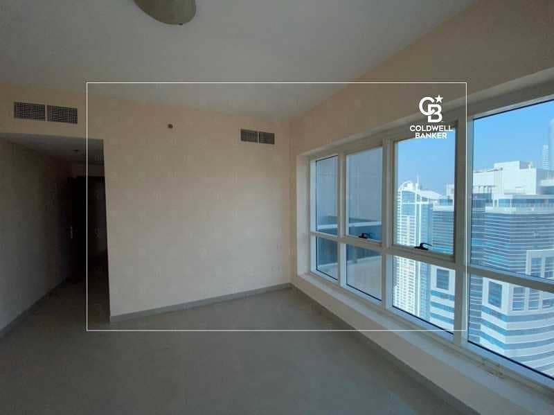 6 3 BR / High Floor/ Maid Room/ Two parking