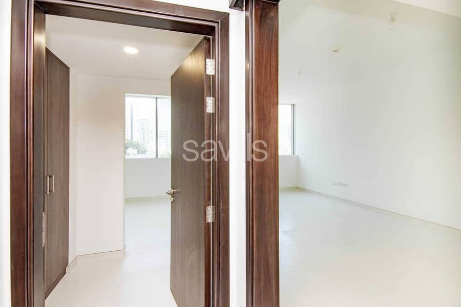 4 Spacious new 1 bedroom Apartment|Khalidiya