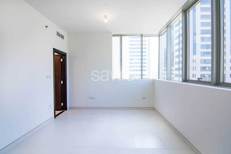 8 Spacious new 1 bedroom Apartment|Khalidiya