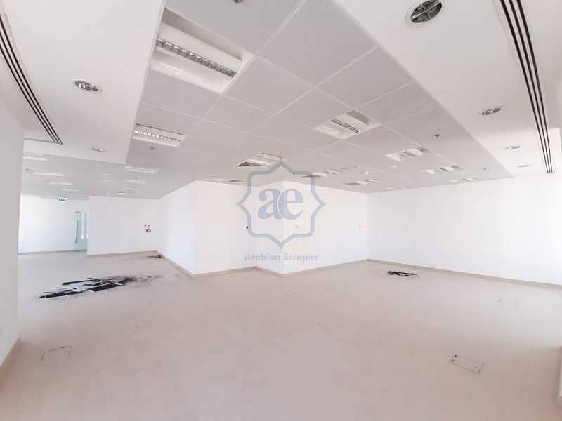 2 Stunning Office l DEWA & Chiller included l Sea View