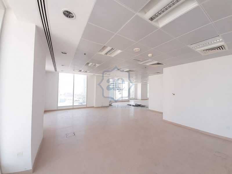 8 Stunning Office l DEWA & Chiller included l Sea View