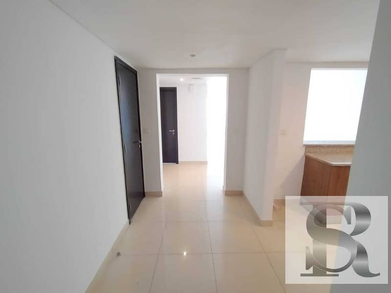 16 High Floor |  Unfurnished 3BHK Apartment