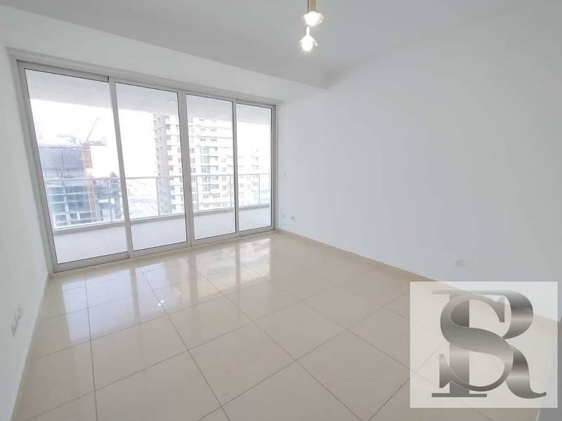 17 High Floor |  Unfurnished 3BHK Apartment