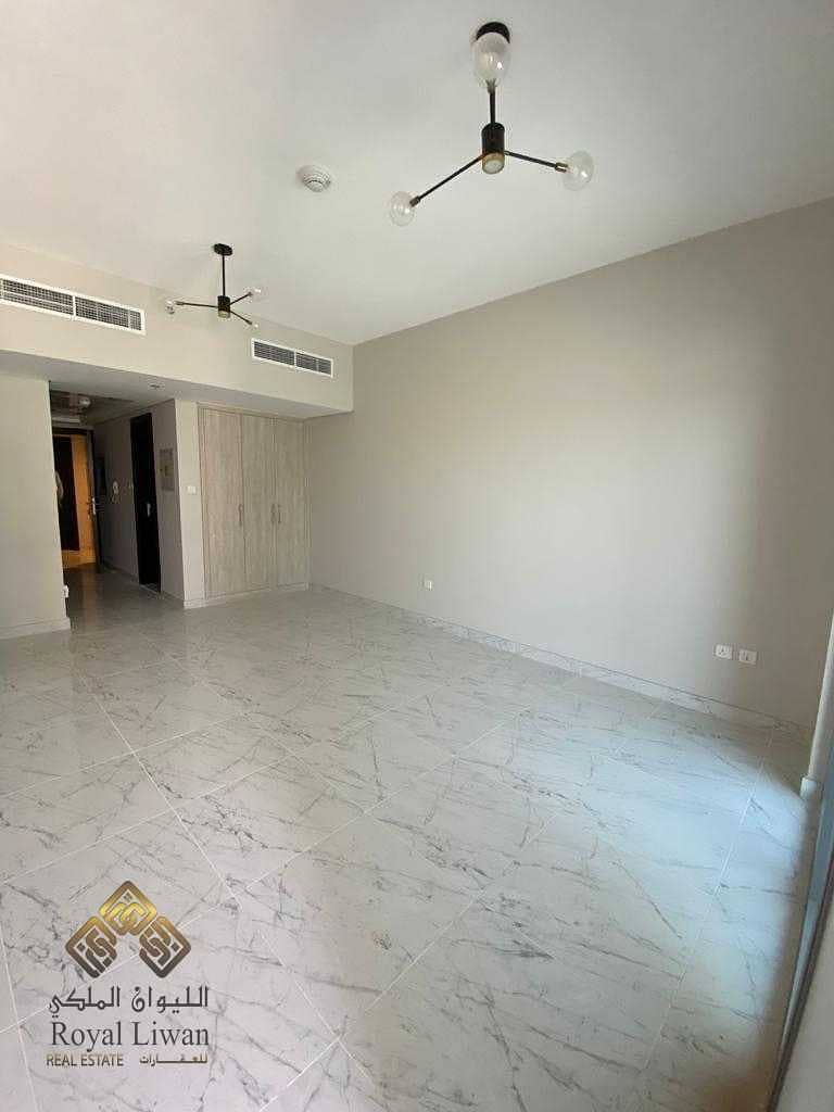 Very Nice studio Available In MAG 515 Very Nice studio Available In MAG 515