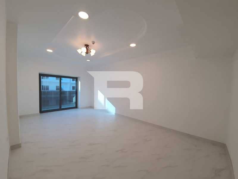 Spacious 2Br with Chiller Free Dubailand
