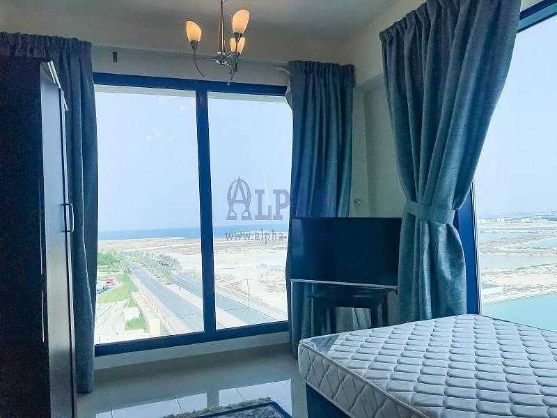 14 Luxurious fully furnished apartment with sea view