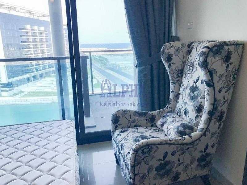 19 Luxurious fully furnished apartment with sea view