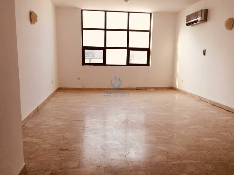 2 3bhk flat for rent in tow canter backside of lucky plazza