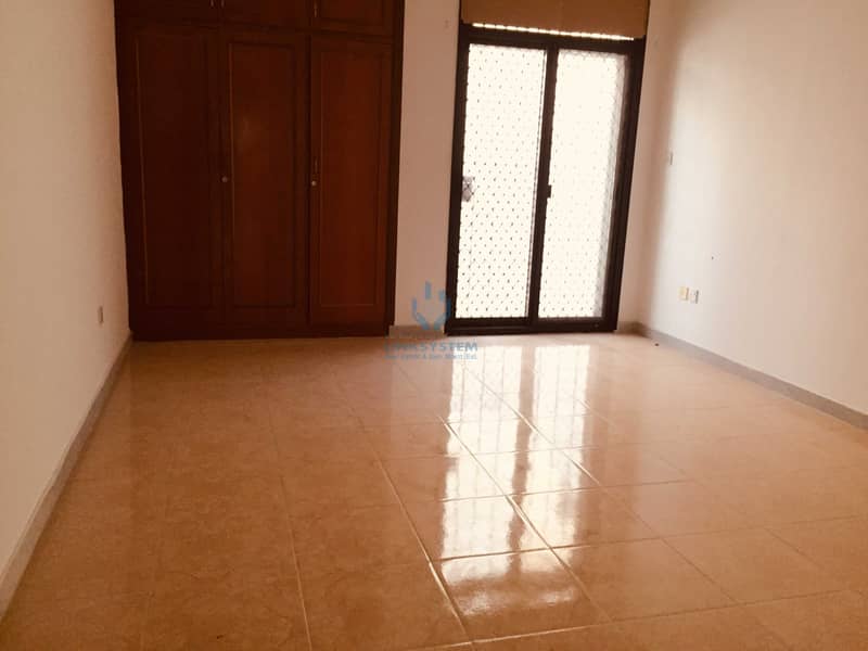 3 3bhk flat for rent in tow canter backside of lucky plazza