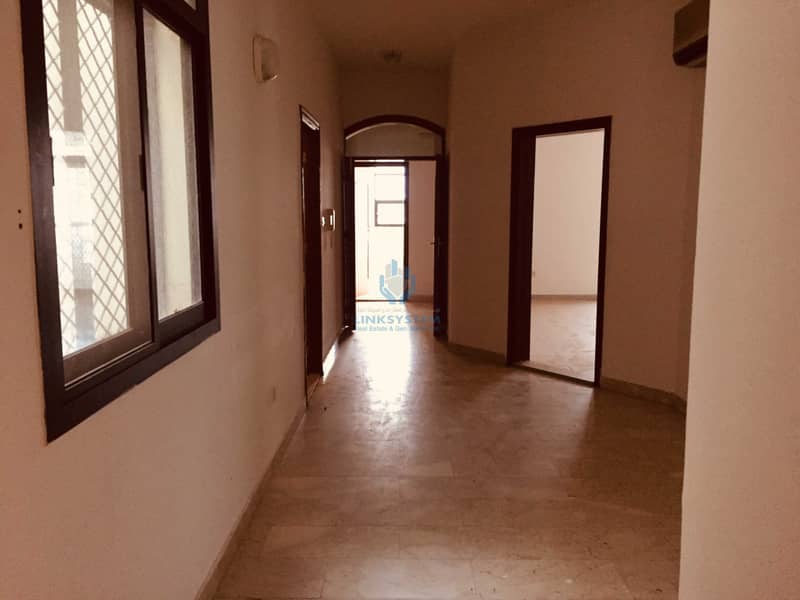 4 3bhk flat for rent in tow canter backside of lucky plazza