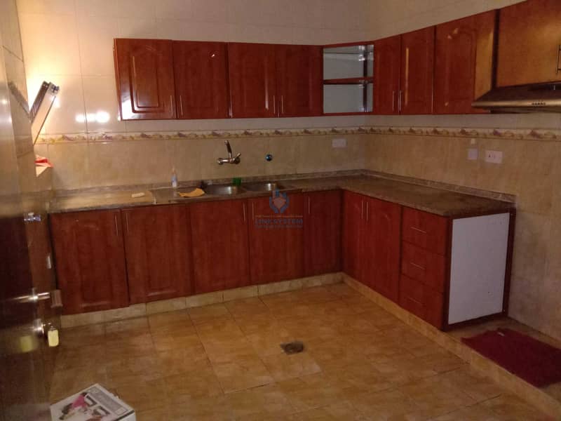 10 seprated 3bhl flat for rent in jimi amria