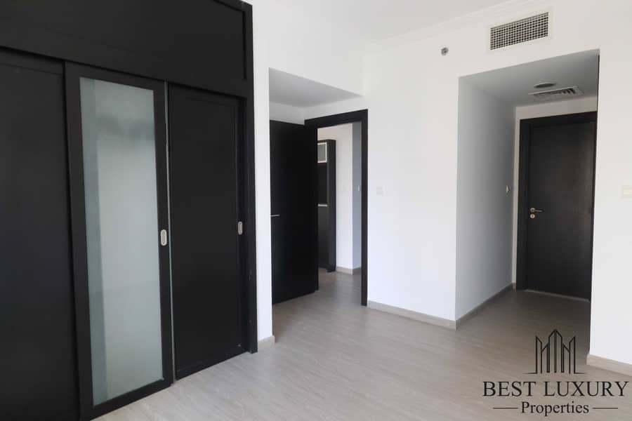 3 Upgraded|Well maintained|Bright Apartment