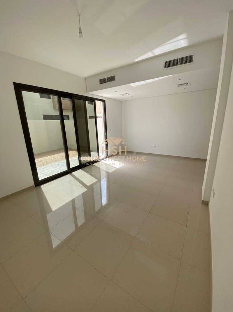 7 Resale Ready to Move-In Corner villa | 3 Bed + maid | Nasma Residence