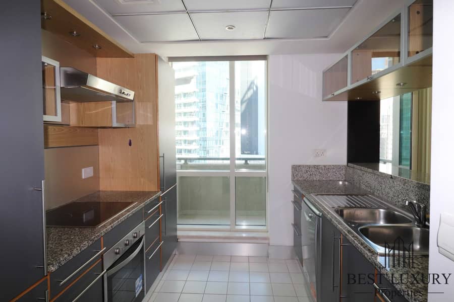 10 Chiller Free|Well Maintained|2BR+Study