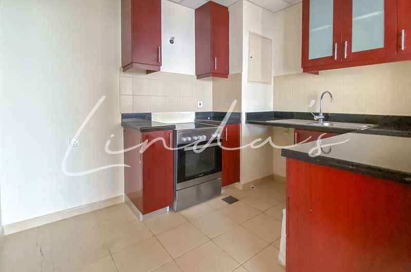 5 GREAT LOCATION |TWO BEDROOM APARTMENT | MUST SEE