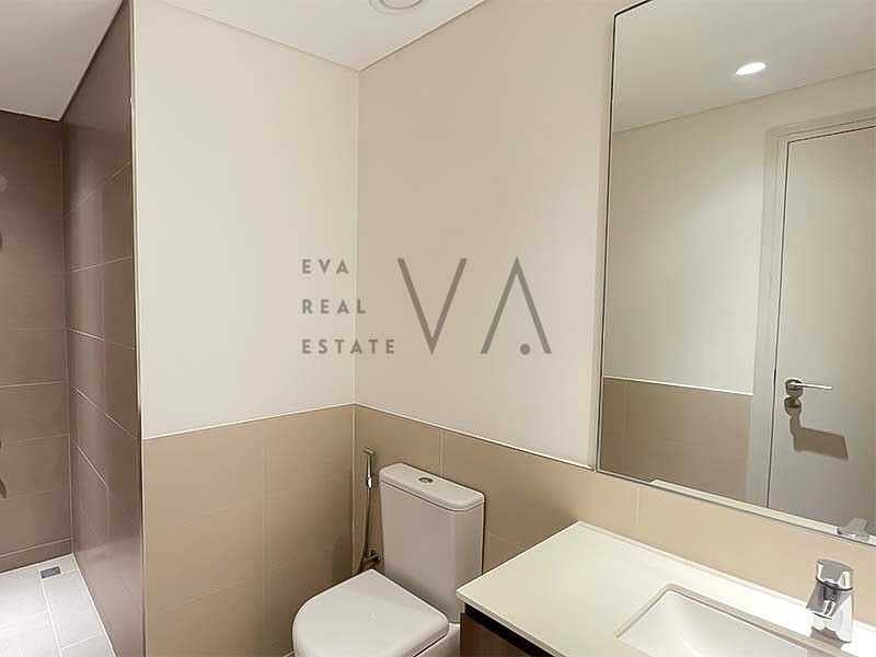 10 Pool View | Spacious 1BR | Vacant Now