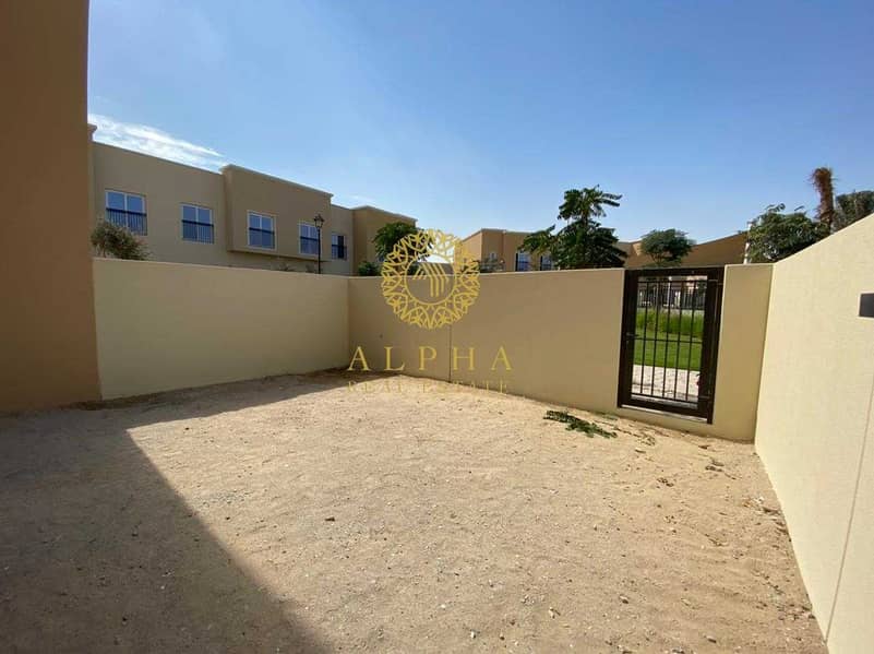 19 Park Behind|  Single Row | Genuine Add | Amaranta | 3 BED