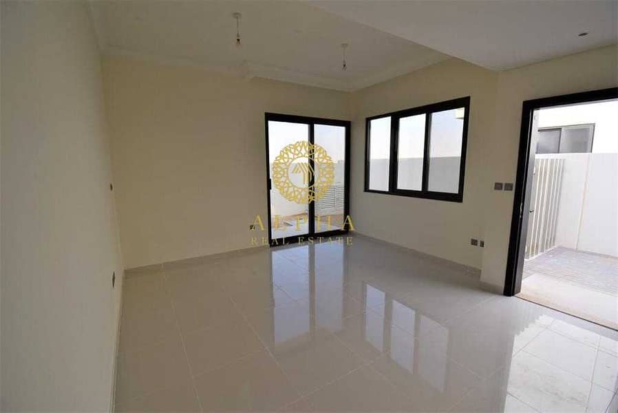 21 Spacious 3Bed room + Maid for rent