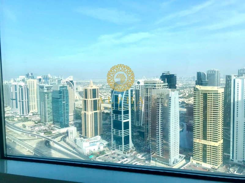 2 Stunning Marina View // Top Floor // Penthouse
