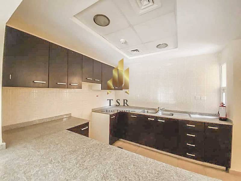 3 Spacious | Well Maintained | Bright Apartment