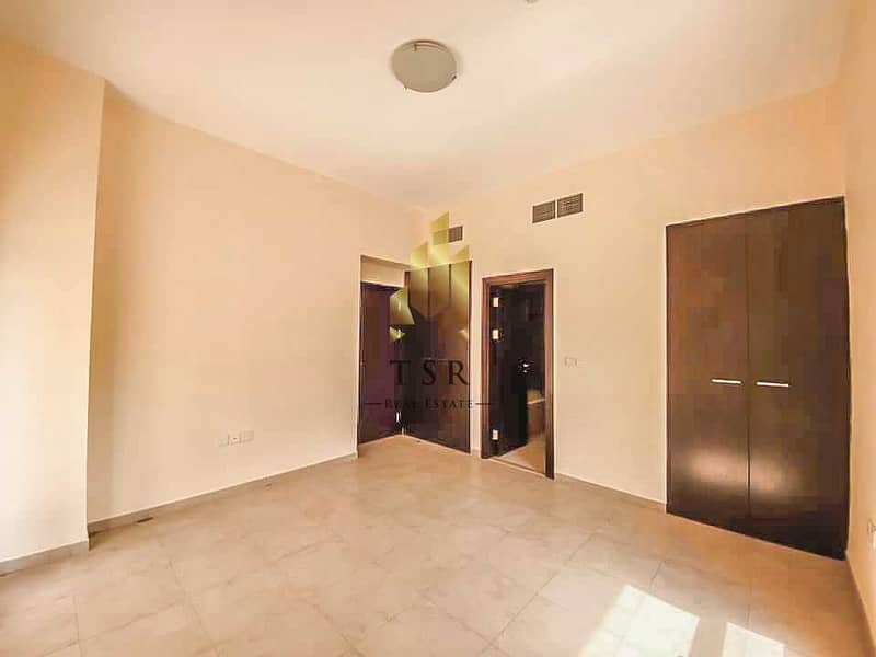 6 Spacious | Well Maintained | Bright Apartment