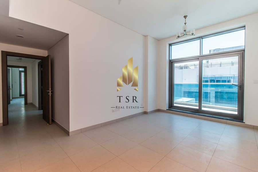 8 Brand New | Spacious | Well Maintained Apt