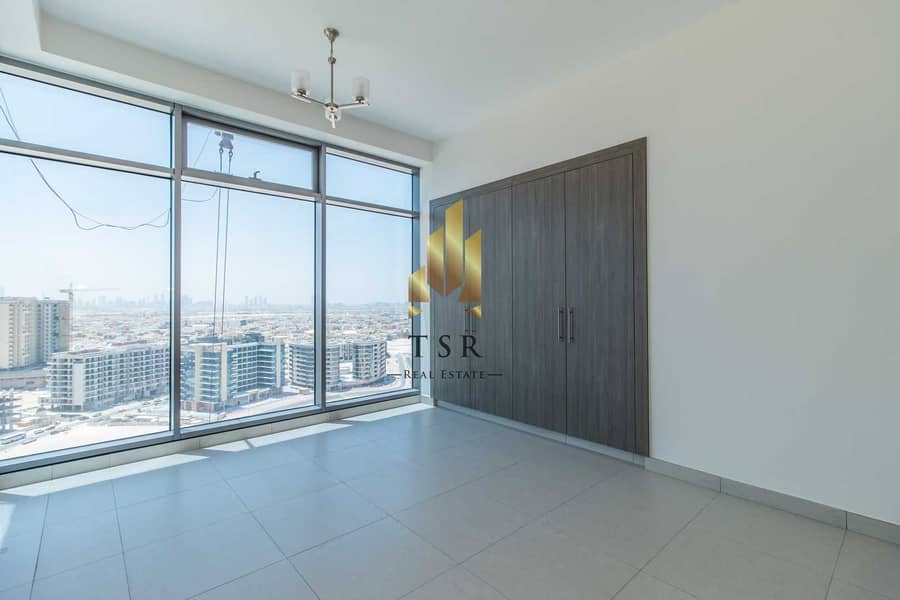 7 Brand New | Spacious | Well Maintained Apt